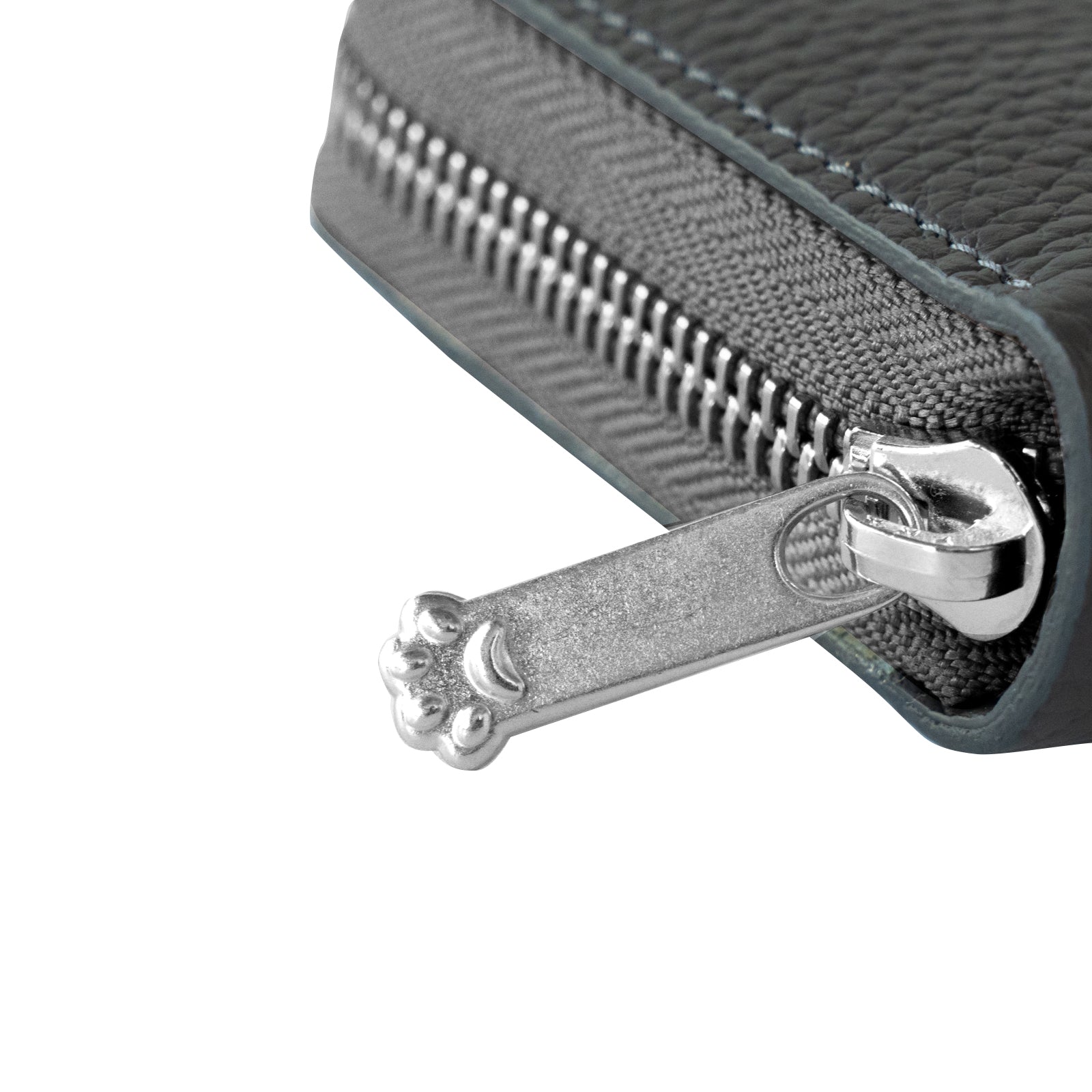 【12/7(日)22:00～ 26時間限定販売】【数量限定】PAWラウンドファスナーミドル財布    キュイール・マッシュ  /  グラファイト