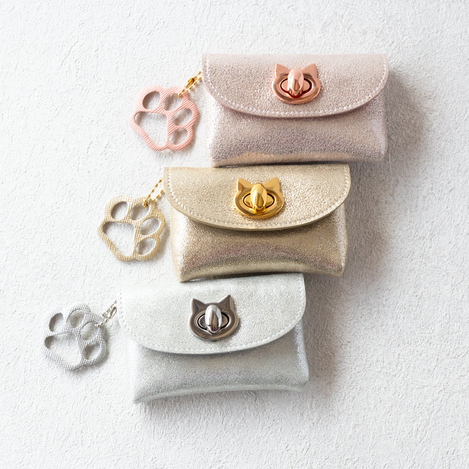 [2/8 (Sat) Limited sale for one day only] Sparkly Flap Wallet Furnya Mini / Gold