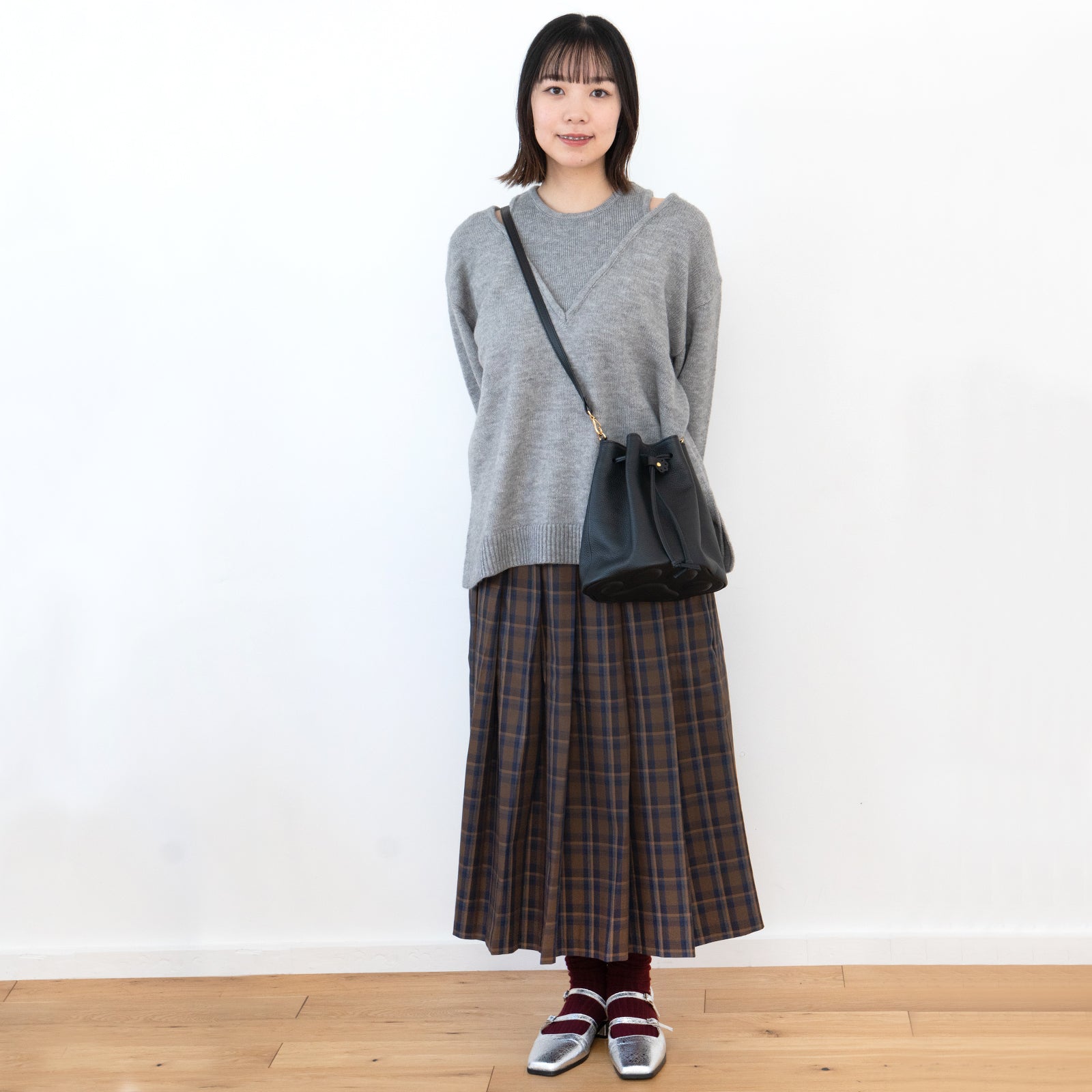 巾着ショルダーバッグ PAW  キュイール・マッシュ  /  ブラック [選べる金具]