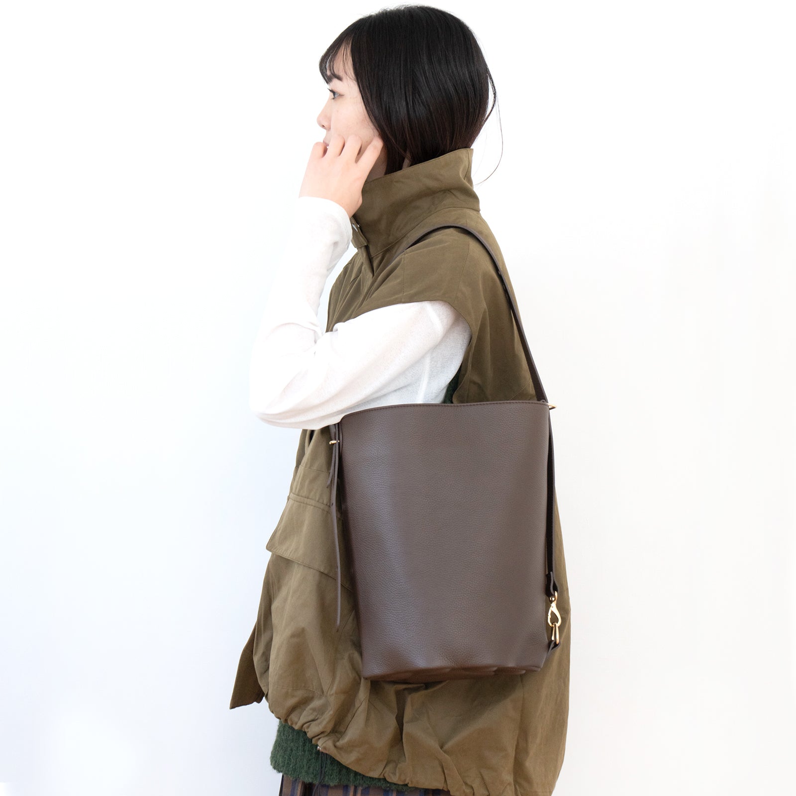 【1/30(金)〜2/14(土) 期間限定バレンタインSET 】3WAYバッグ PAW (パウ)    キュイール・マッシュ  /  チョコ　＋ ころにゃんチャーム ハート付き　SET