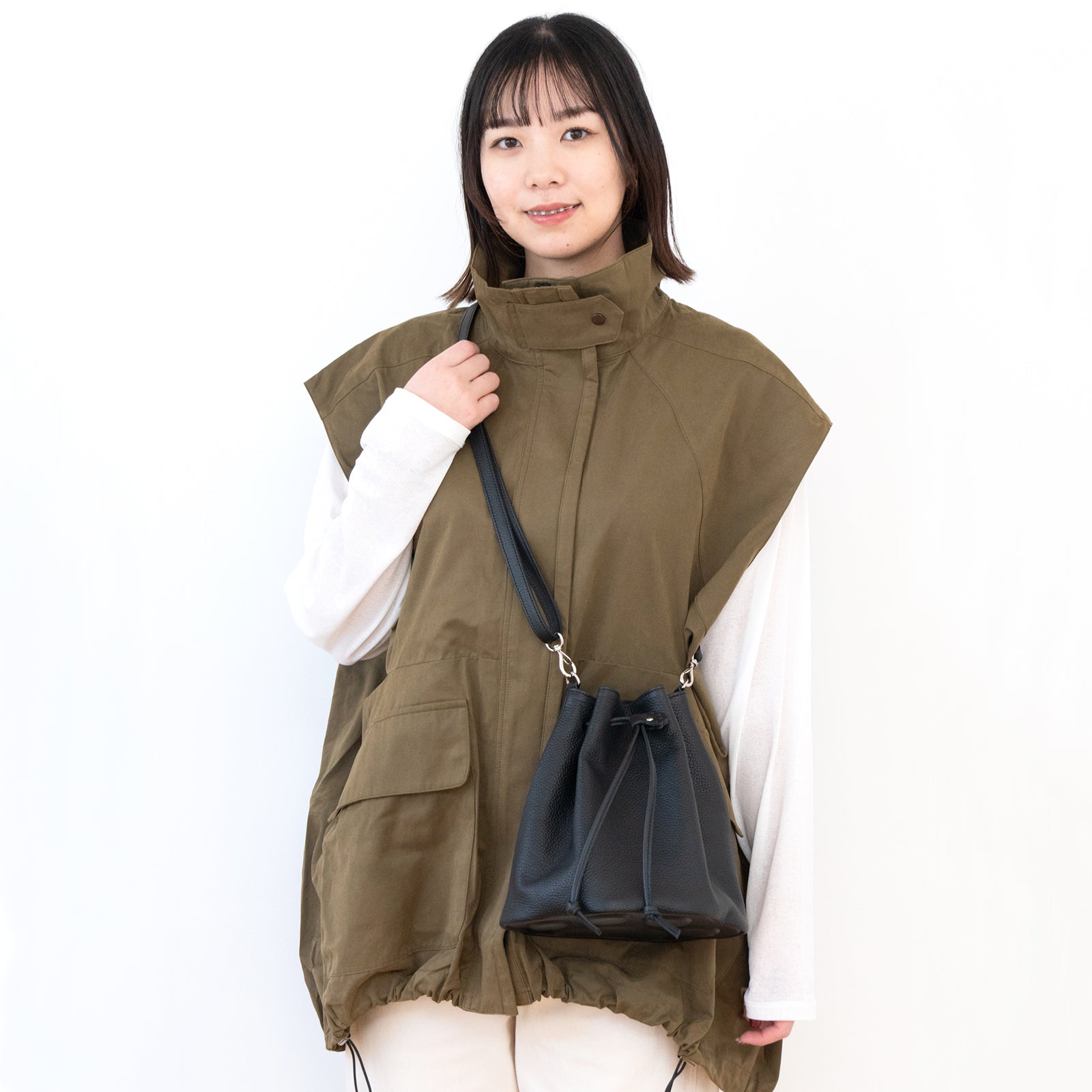 巾着ショルダーバッグ PAW  キュイール・マッシュ  /  ブラック [選べる金具]