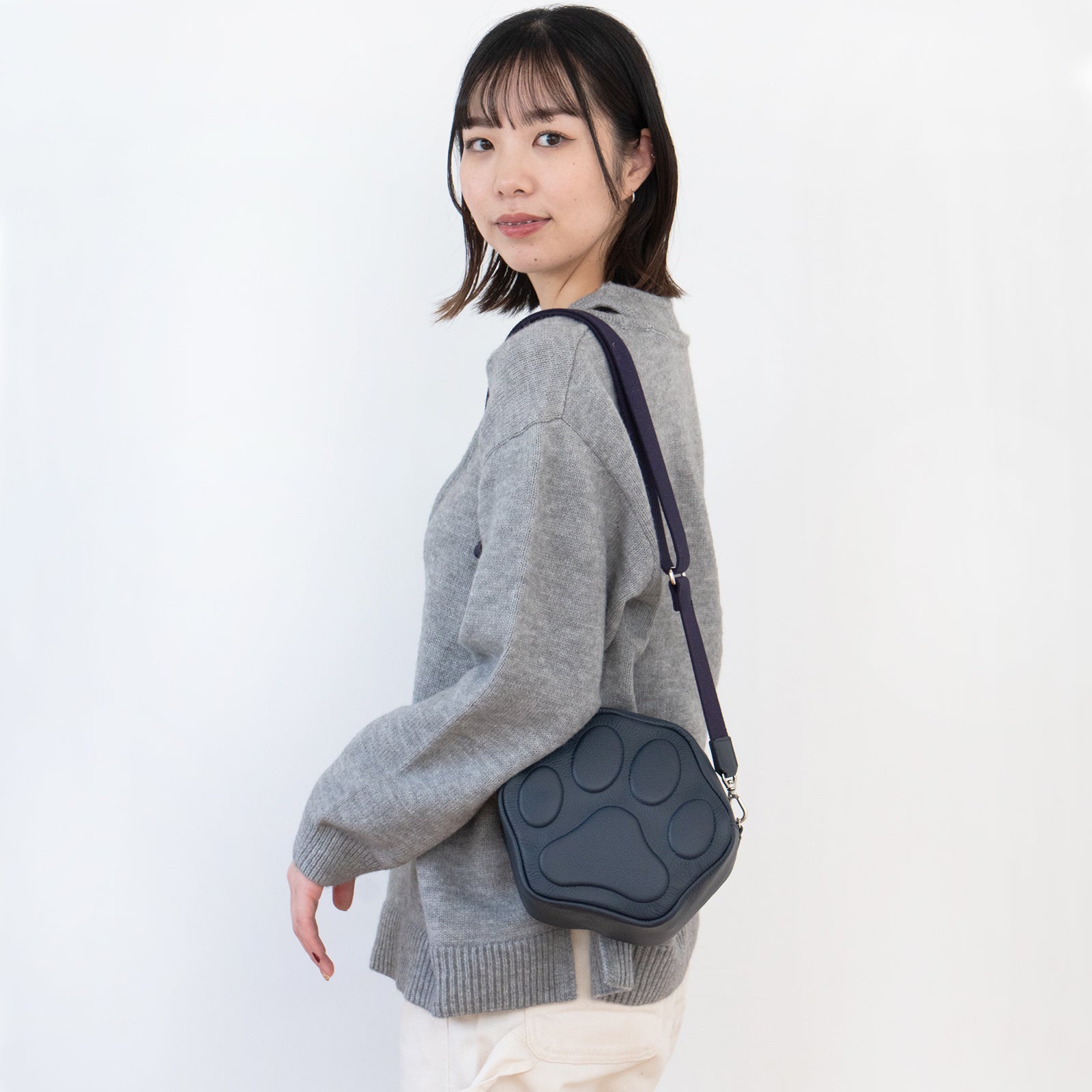 PAWポシェット  キュイール・マッシュ  /  ブルーニュイ