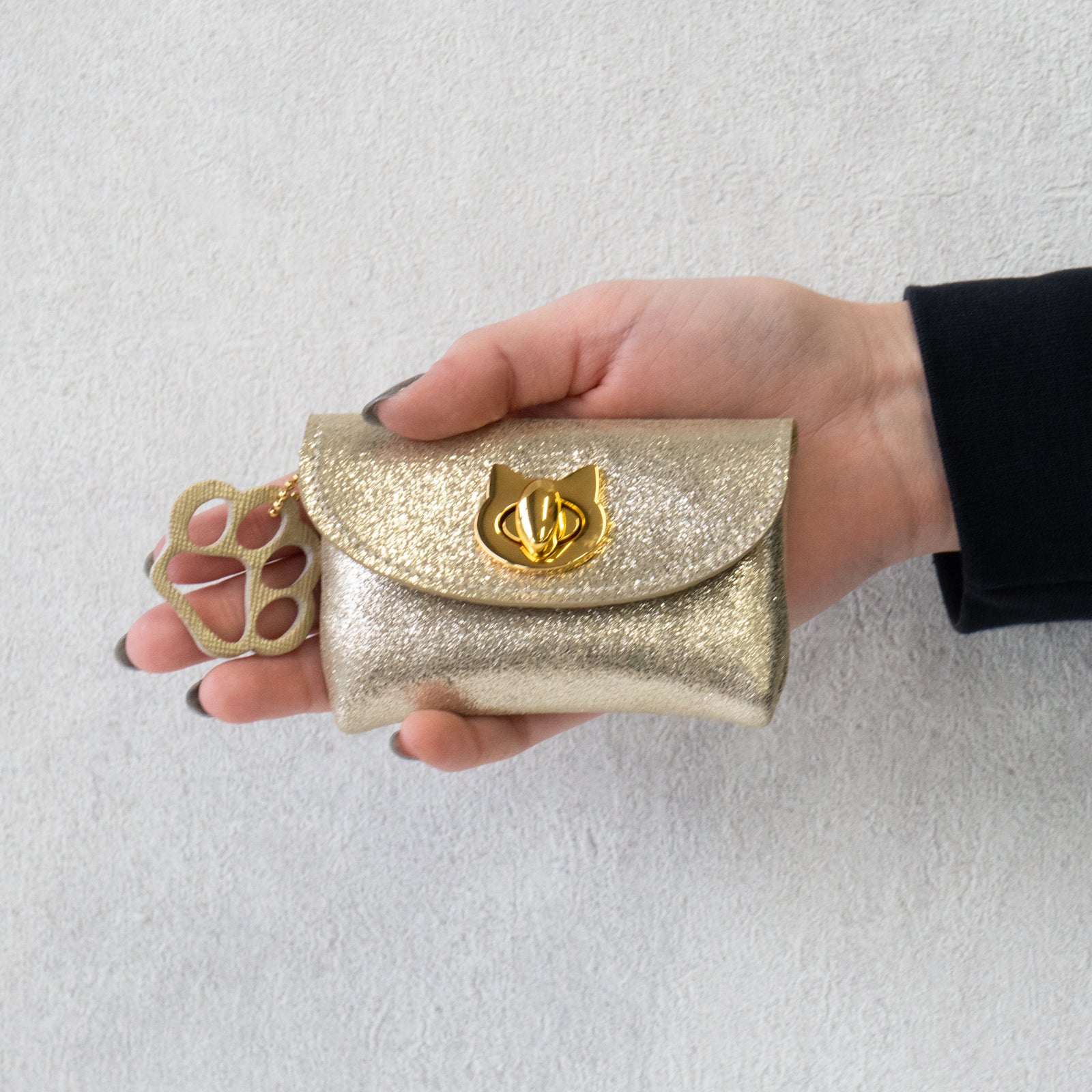 [2/8 (Sat) Limited sale for one day only] Sparkly Flap Wallet Furnya Mini / Gold