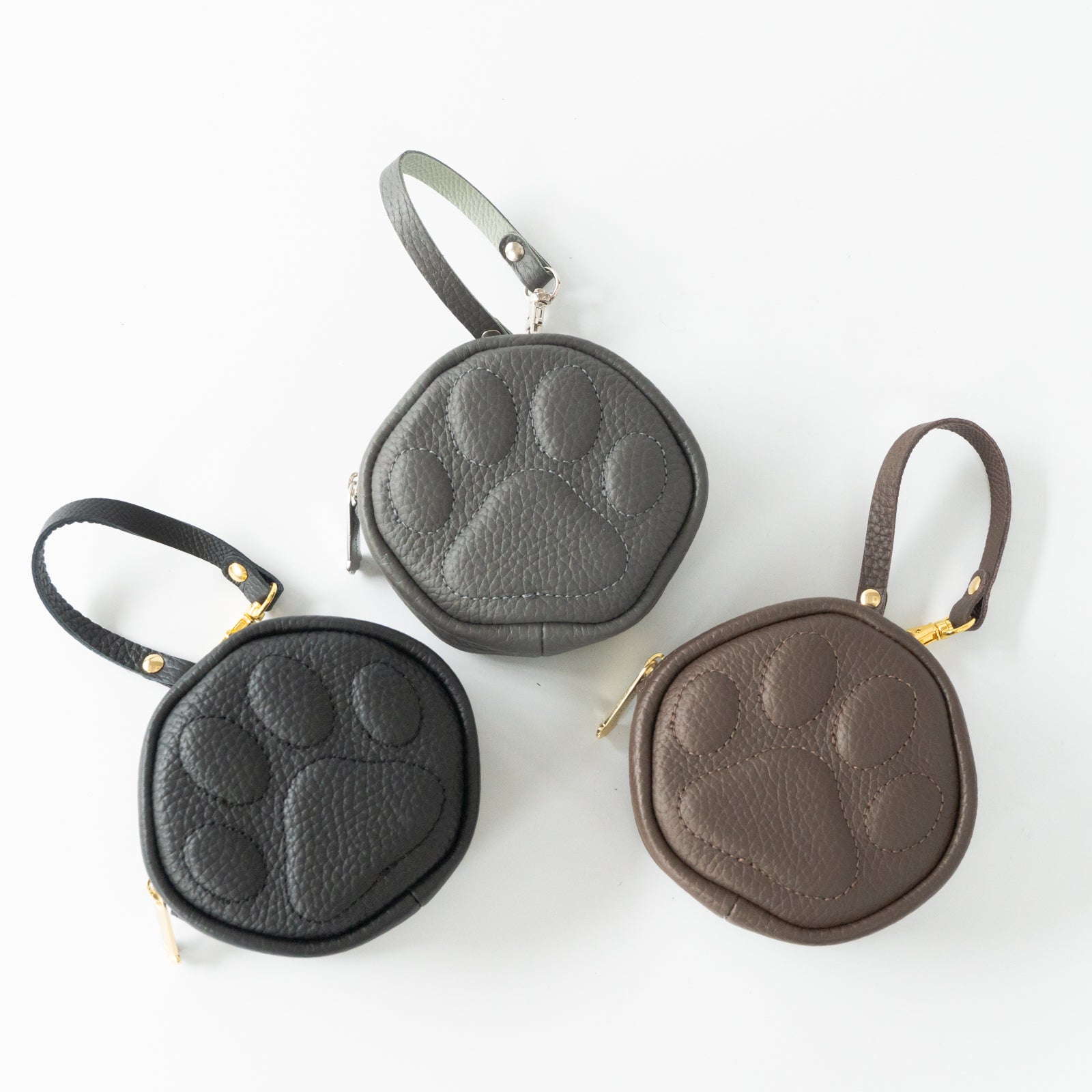 PAWチャームポーチ　キュイール　マッシュ  /  ブラック