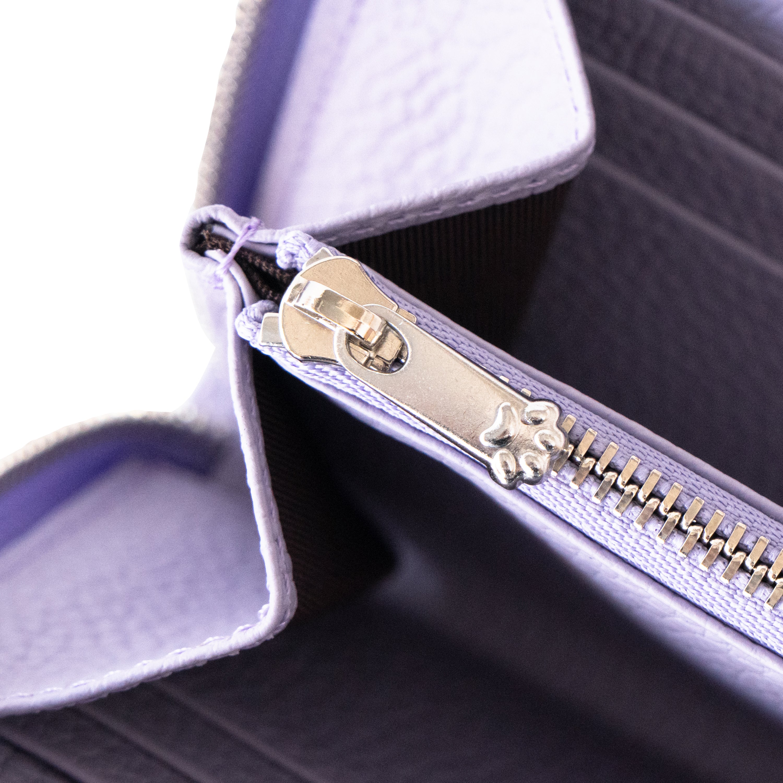 PAWラウンドファスナー長財布   キュイール・マッシュ  /  ラベンダー