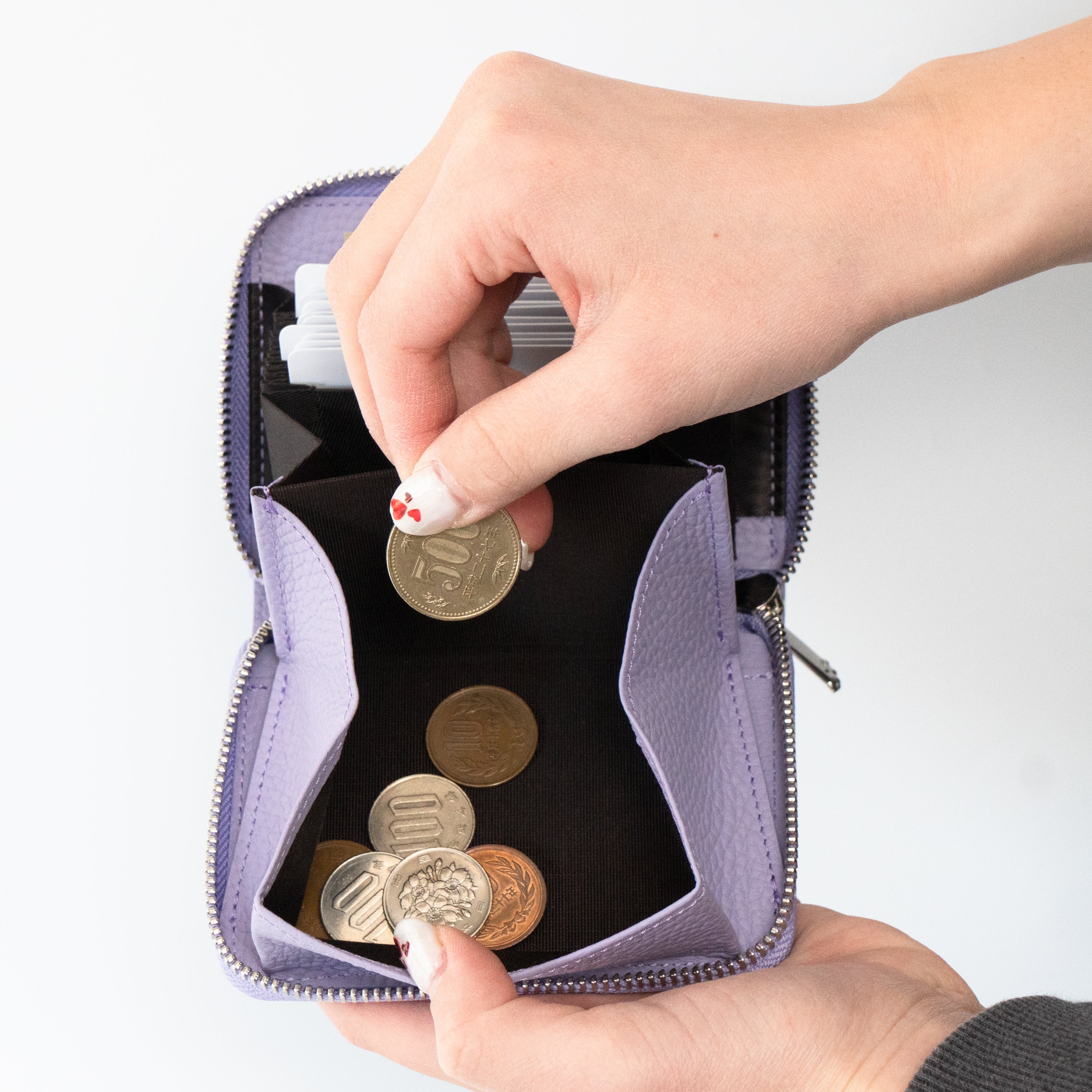 PAWラウンドファスナーミドル財布    キュイール・マッシュ  /  ラベンダー