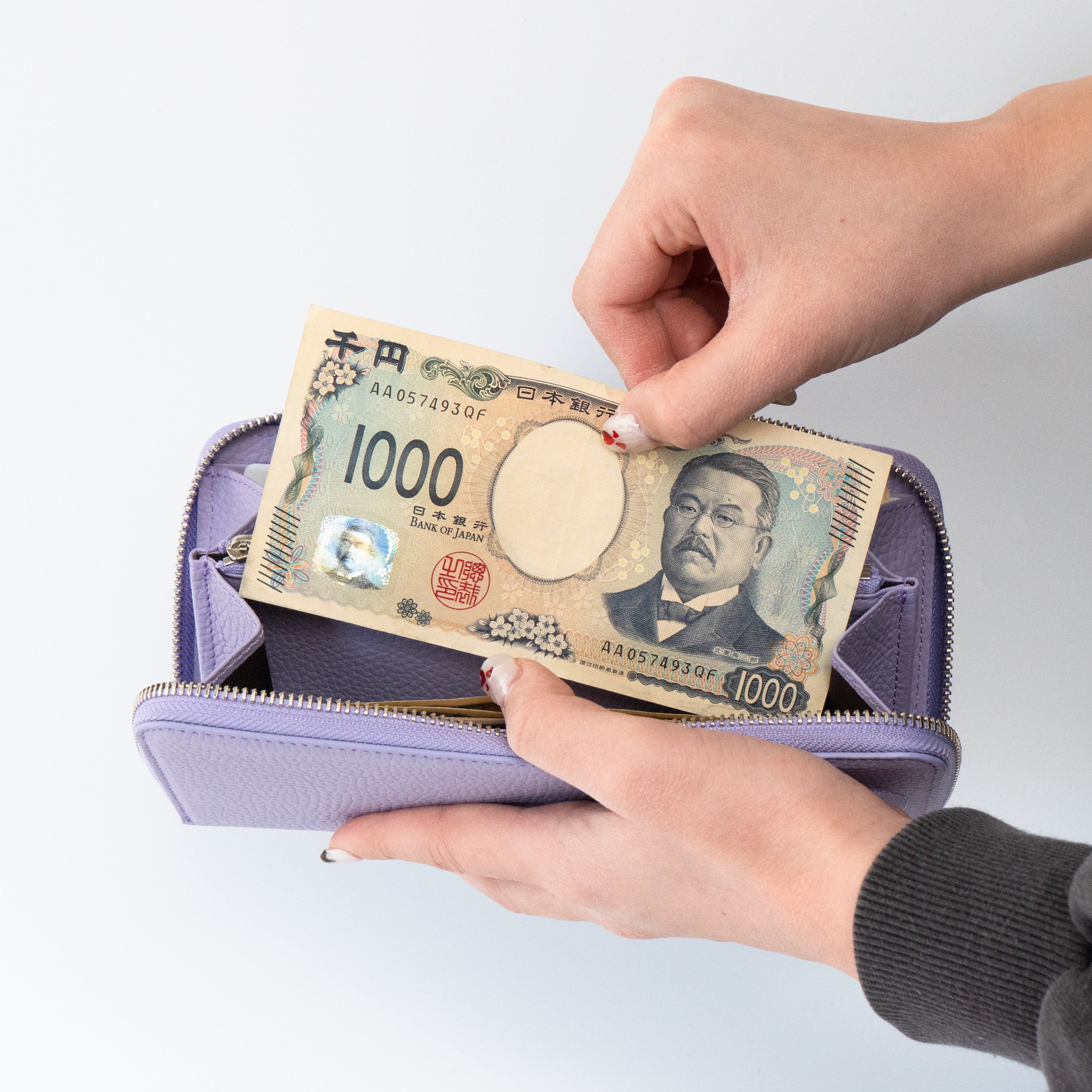 PAWラウンドファスナー長財布   キュイール・マッシュ  /  ラベンダー