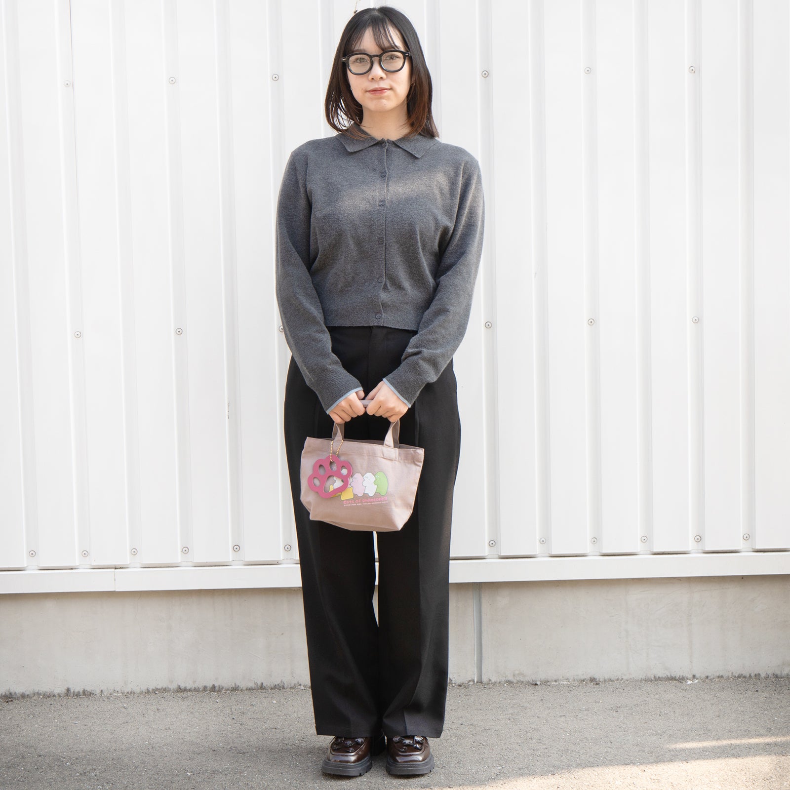 【期間限定：3月20日(金)22:00～22日(日)】にゃんぺんトートバッグ・S  [にゃんぺん＆おだんごBOYS]  /  グレージュ