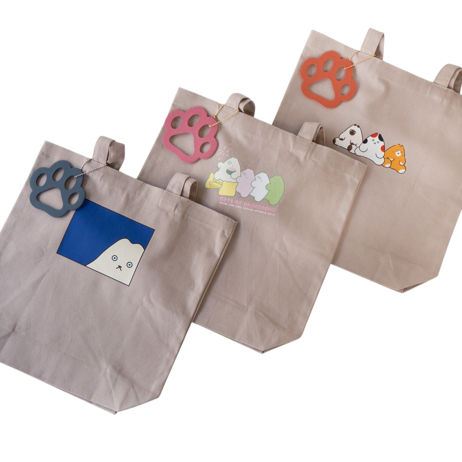 【期間限定：3月20日(金)22:00～22日(日)】にゃんぺんトートバッグ・M  [仲良し3にゃんぺんず]  /  グレージュ