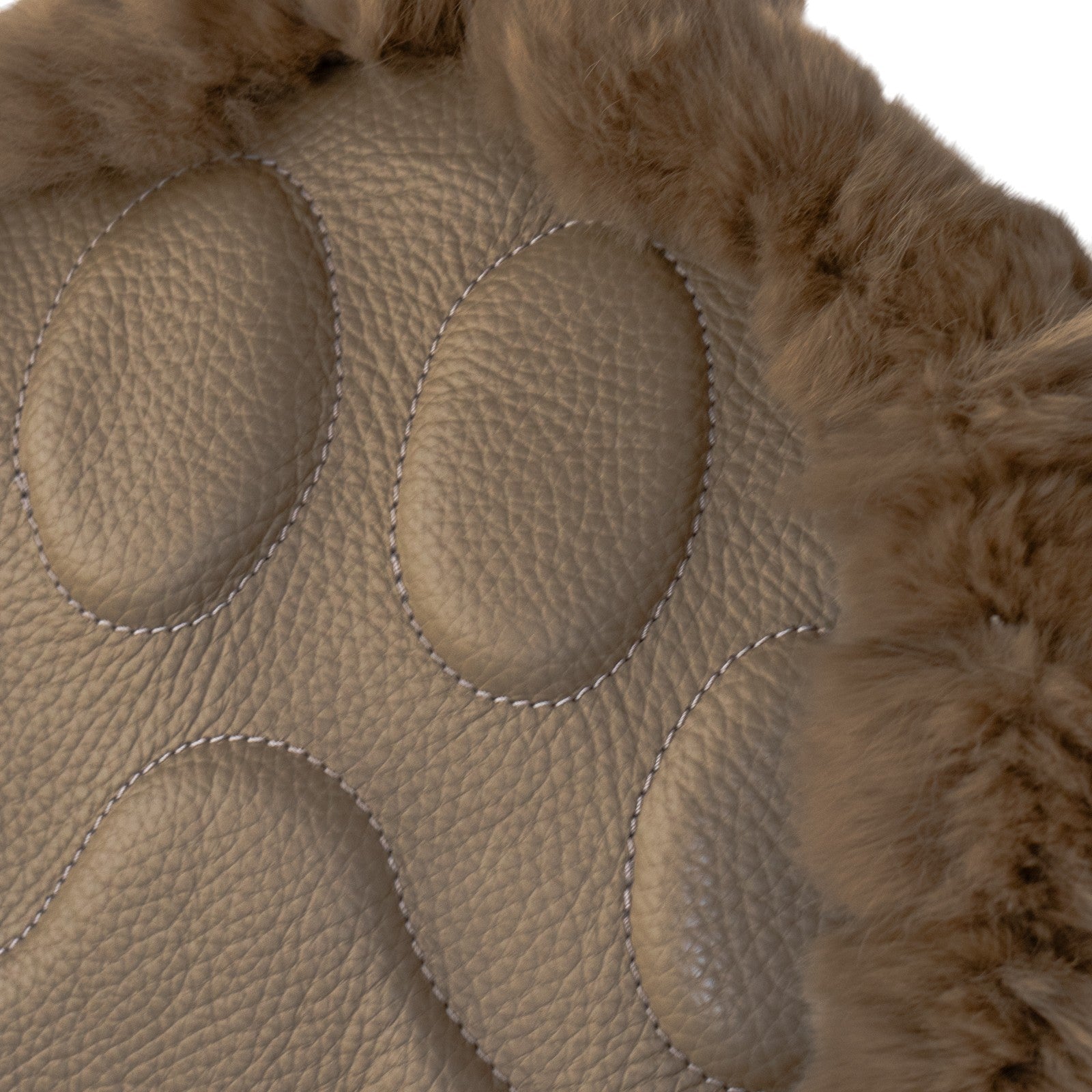 【11/21(金)22:00～ 26時間限定販売】【数量限定】 ワンハンドルファーバッグ・PAW  (パウ)   / キャメル