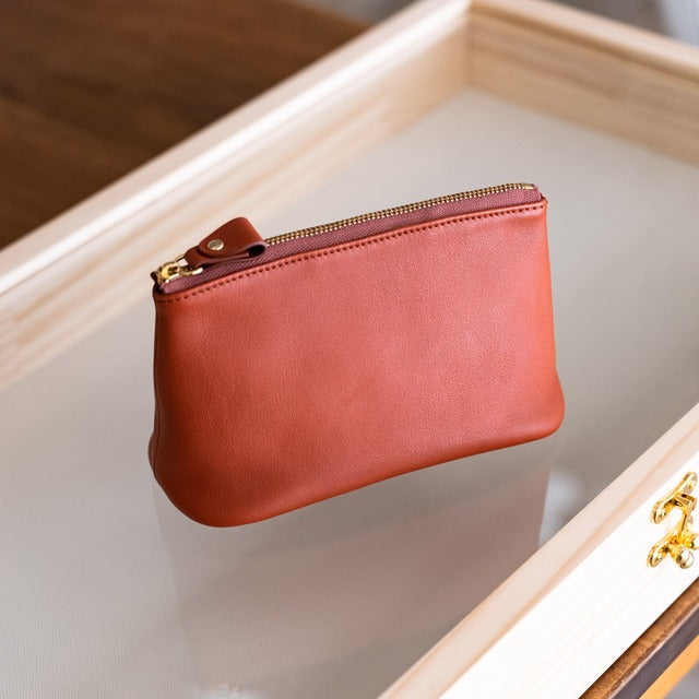 [6th Anniversary Sale] Gusseted Pouch S Swift/Gold (Light Brown)