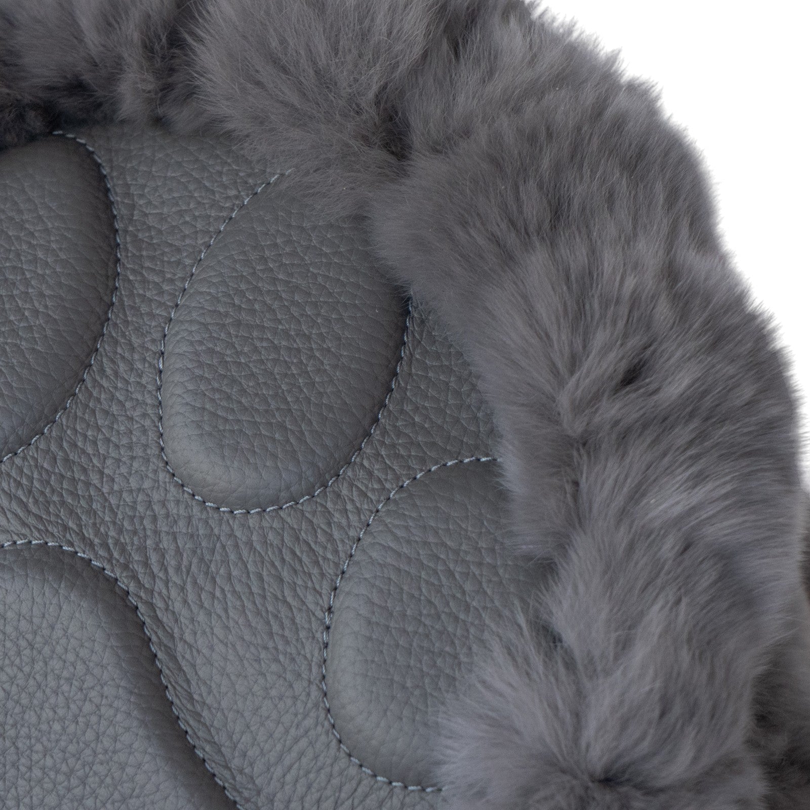 【11/21(金)22:00～ 26時間限定販売】【数量限定】 ワンハンドルファーバッグ・PAW  (パウ)   / グレー