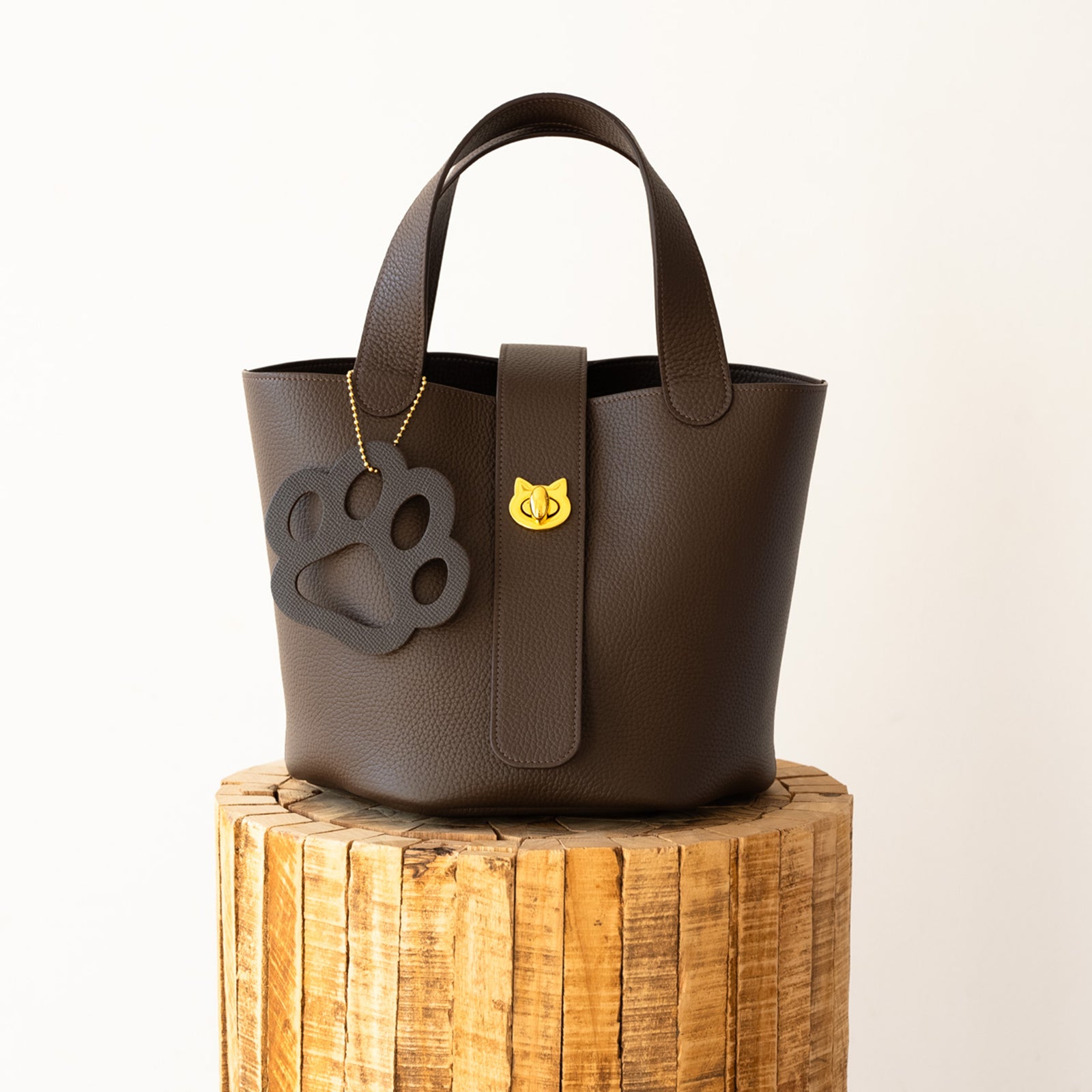 [On sale for one day only on Saturday, February 22nd] Baguette bag PAW Cuir Mache / Chocolate