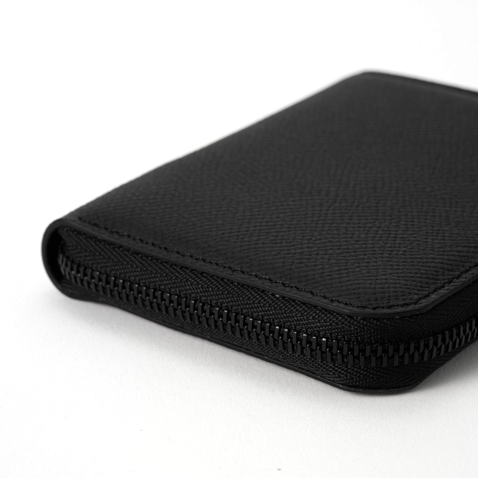 Minimum wallet with L shaped fastener / Veau Epsom