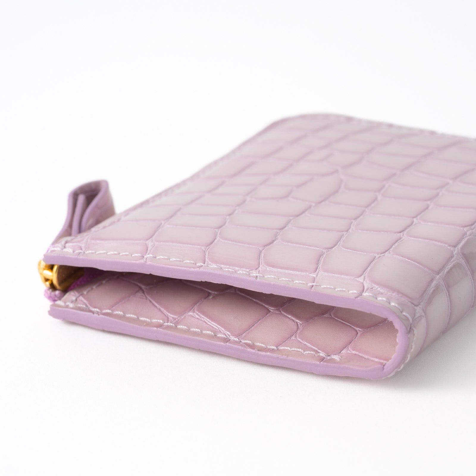 L-shaped zipper minimal wallet in Chromer leather / Lavender