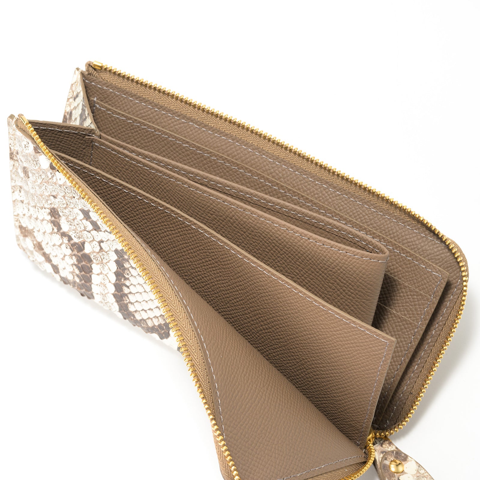 Long wallet with L-Shaped fastener / Python